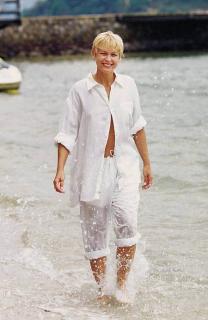 Xuxa Meneghel [450x690] [47.91 kb]