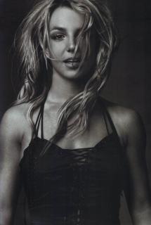 Britney Spears [808x1200] [98.44 kb]