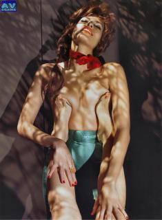 Eva Mendes na Vogue [1102x1500] [155.19 kb]