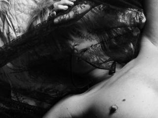 Kate Moss [900x676] [82.53 kb]