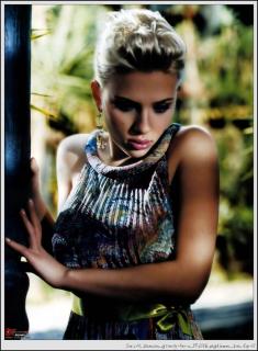 Scarlett Johansson in Vanity Fair [1200x1633] [202.29 kb]
