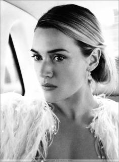 Kate Winslet in Vogue [754x1024] [87.3 kb]