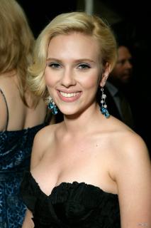 Scarlett Johansson [1200x1800] [233.38 kb]