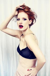 Jessica Chastain na Gq [700x1050] [59.12 kb]