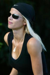 Elin Nordegren [398x594] [23.13 kb]