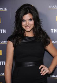 Tiffani Thiessen [936x1367] [95.92 kb]