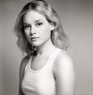 Jane Levy [740x761] [78.86 kb]