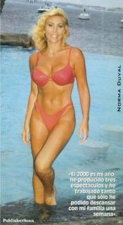 Norma Duval in Bikini [383x700] [46.4 kb]