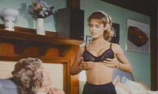 Betsy Russell [440x264] [15.08 kb]