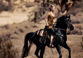 Jennifer Lawrence en Vogue [1600x1124] [372.82 kb]