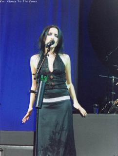 Andrea Corr [493x650] [47.09 kb]