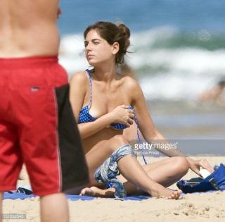 Lourdes Montes in Bikini [594x585] [96.19 kb]