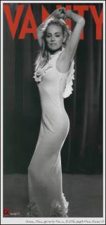 Sharon Stone dans Vanity Fair [933x1976] [126.14 kb]