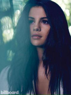 Selena Gomez [500x667] [47.6 kb]