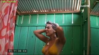 Adela Úcar dans Bikini [1024x576] [64.89 kb]