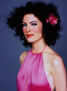 Lara Flynn Boyle [1400x1910] [273.23 kb]