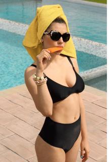Eva De Dominici na Bikini [581x860] [105.98 kb]