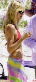 Heidi Klum na Bikini [377x850] [53.2 kb]