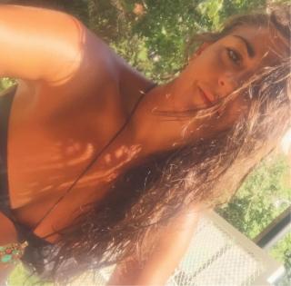 Lorena González in Bikini [925x911] [129.97 kb]