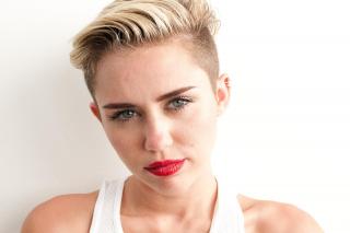 Miley Cyrus [1280x855] [91.22 kb]