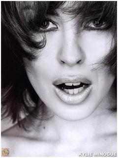 Kylie Minogue [587x780] [75.45 kb]