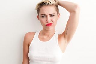 Miley Cyrus [1280x855] [70.85 kb]