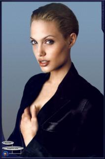 Angelina Jolie [800x1200] [115.62 kb]