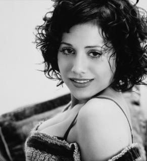 Brittany Murphy [1833x2012] [298.71 kb]