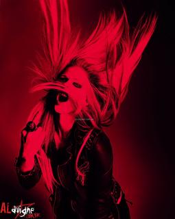 Avril Lavigne [1000x1254] [162.17 kb]