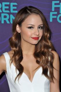 Aimee Carrero [664x1000] [150.98 kb]