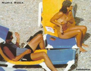 Nuria Roca dans Bikini [900x703] [82.43 kb]