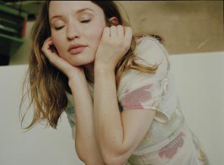 Emily Browning [1400x1036] [259.48 kb]