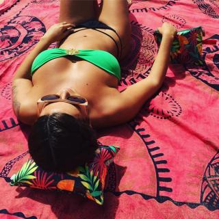 Lola Ortiz na Bikini [1080x1080] [329.15 kb]