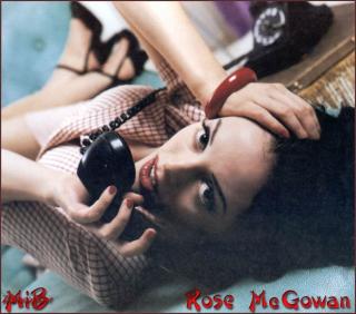 Rose McGowan [870x768] [95.46 kb]