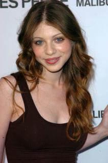 Michelle Trachtenberg [729x1100] [82.86 kb]