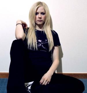 Avril Lavigne [578x612] [38.48 kb]