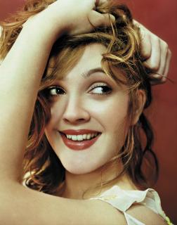 Drew Barrymore [1612x2040] [517.61 kb]