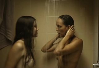 Video Judit Ampudia Nude, Lesbian Scene - El Embarcadero (2019)