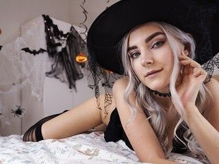 Video Cute Horny Witch Gets Facial And Swallows Cum - Eva Elfie