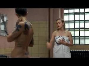 Video Taylor Schilling And Ruby Rose Show Some Tits And Ass