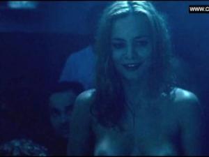 Video Alice Braga - Topless, Sex With Older Man, Striptease - Cidade Baixa (2005)