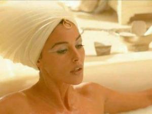 Video Monica Bellucci - Asterix & Obelix