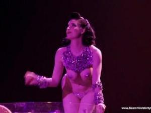 Video Dita Von Teese Topless Striptease